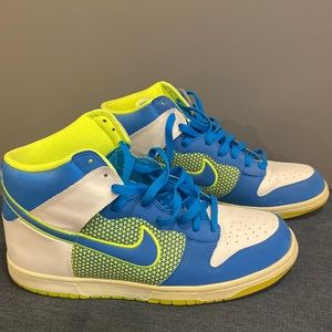 Nike Dunk High “Super Hero Pack Photo Blue Volt” size 11